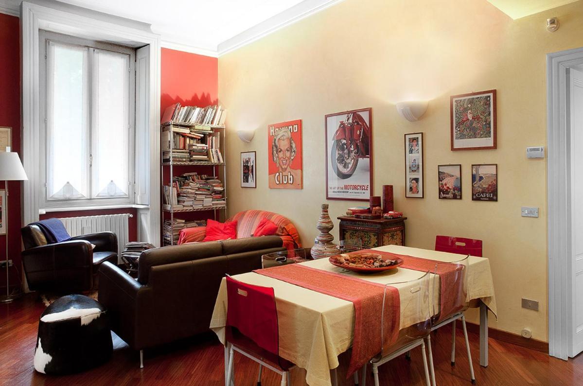 Apartment With Terrace In Central Milan Bagian luar foto